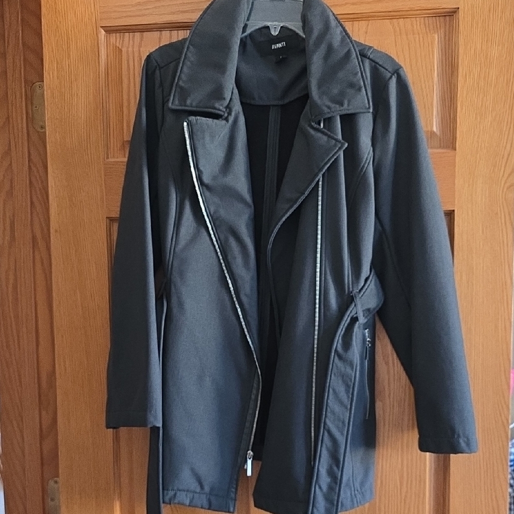 Avanti Dark Gray Apparel